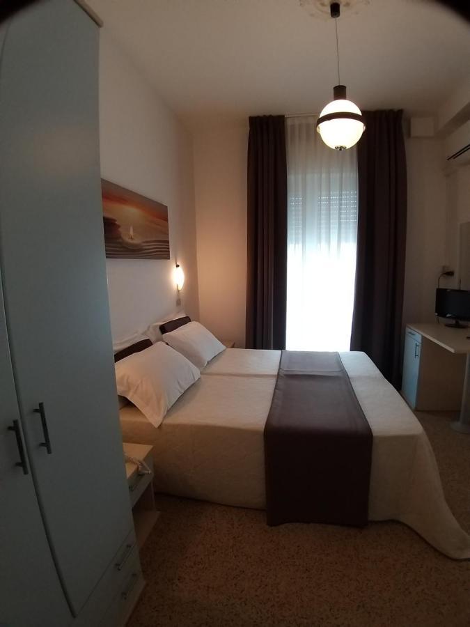 Hotel Ideal Rimini Exteriér fotografie