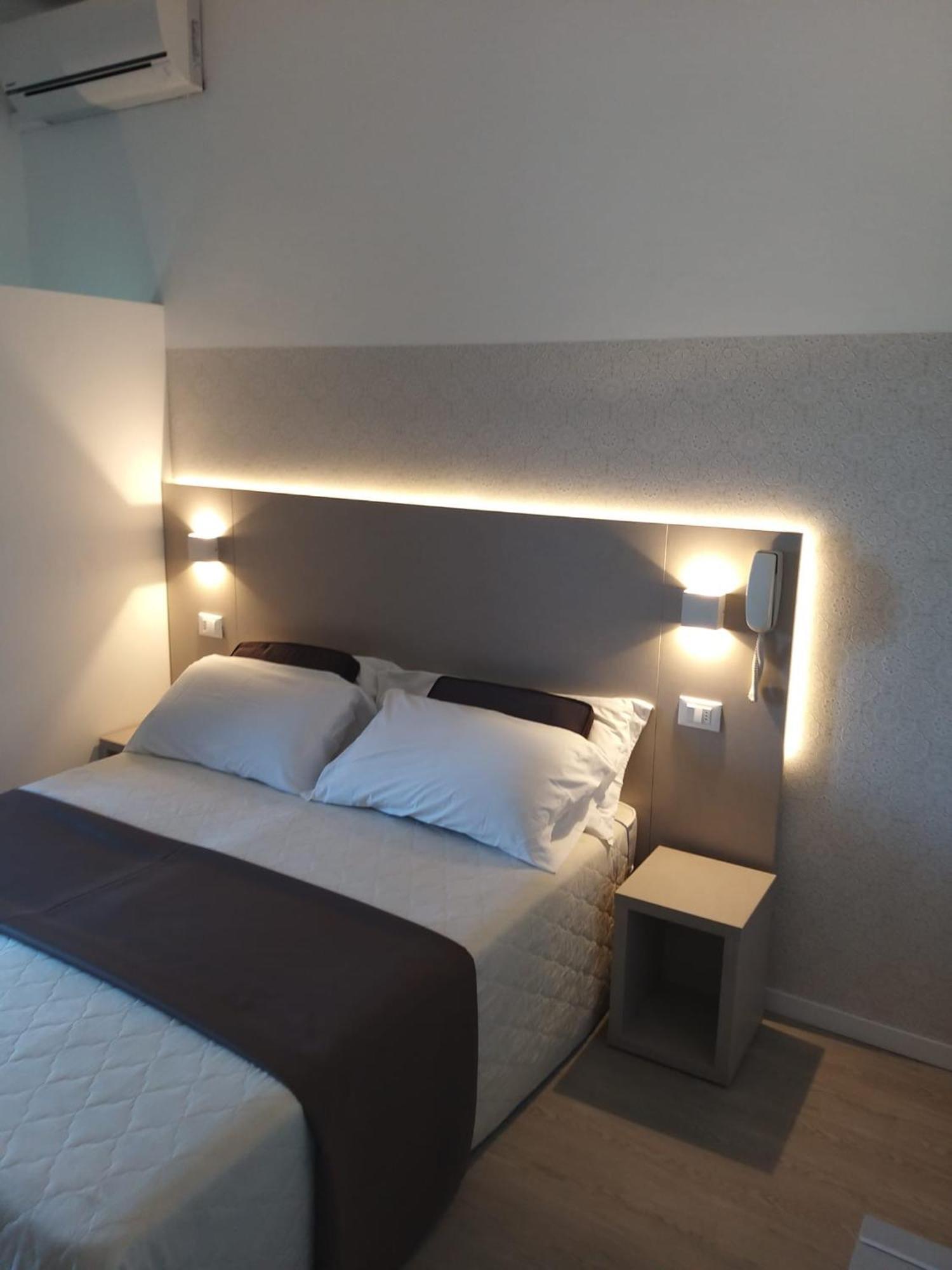 Hotel Ideal Rimini Exteriér fotografie