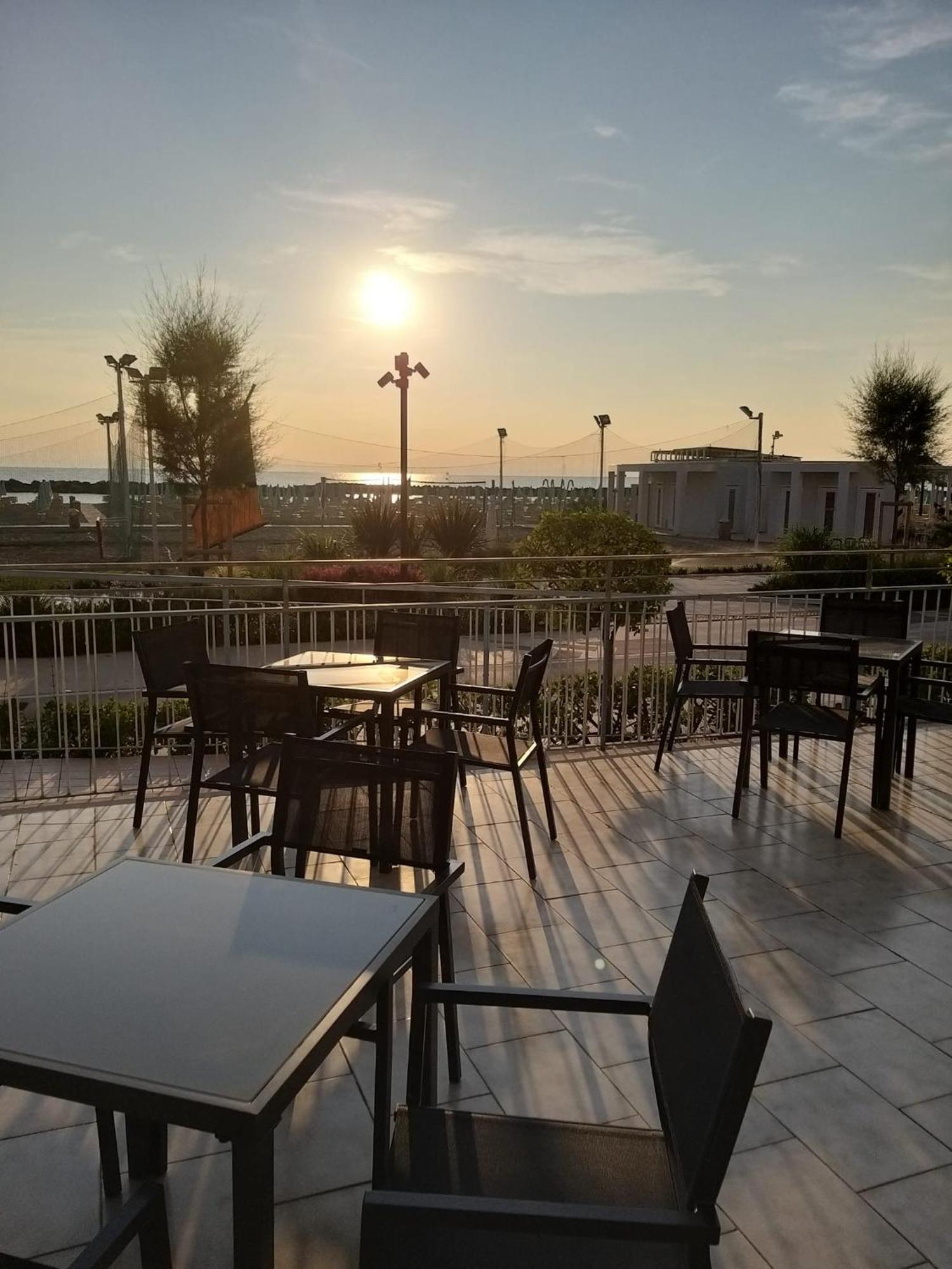 Hotel Ideal Rimini Exteriér fotografie